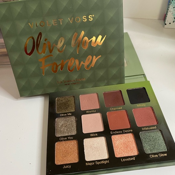 Violet Voss Olive You Forever Palette - Picture 1 of 1